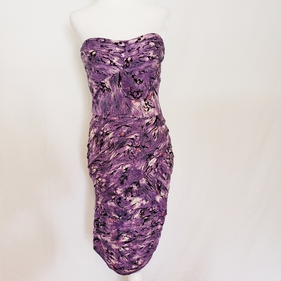 Guess Dresses & Skirts - Guess Strapless Purple w/Black/White Dress